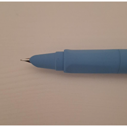Fountain pen with a closed nib